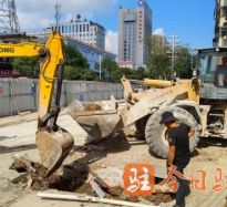 综合激情AV高温下的坚守｜道路建设者用汗水铺就畅通路